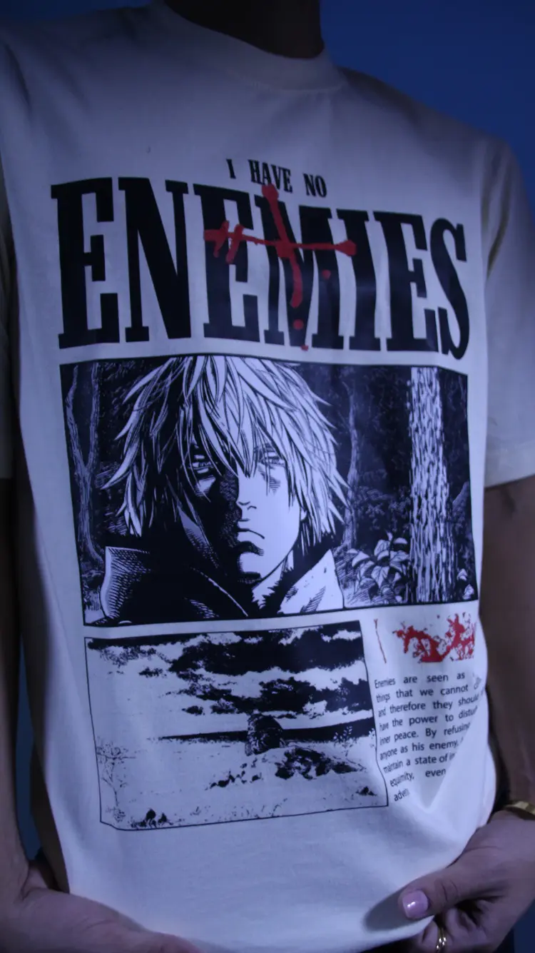Producto Foto Camiseta Vinland Saga